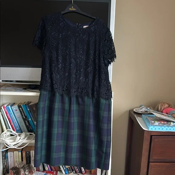 green emerald velvet dress Boat Neck Asymmetrical Layer Mix Dress – IC Collection main image 0
